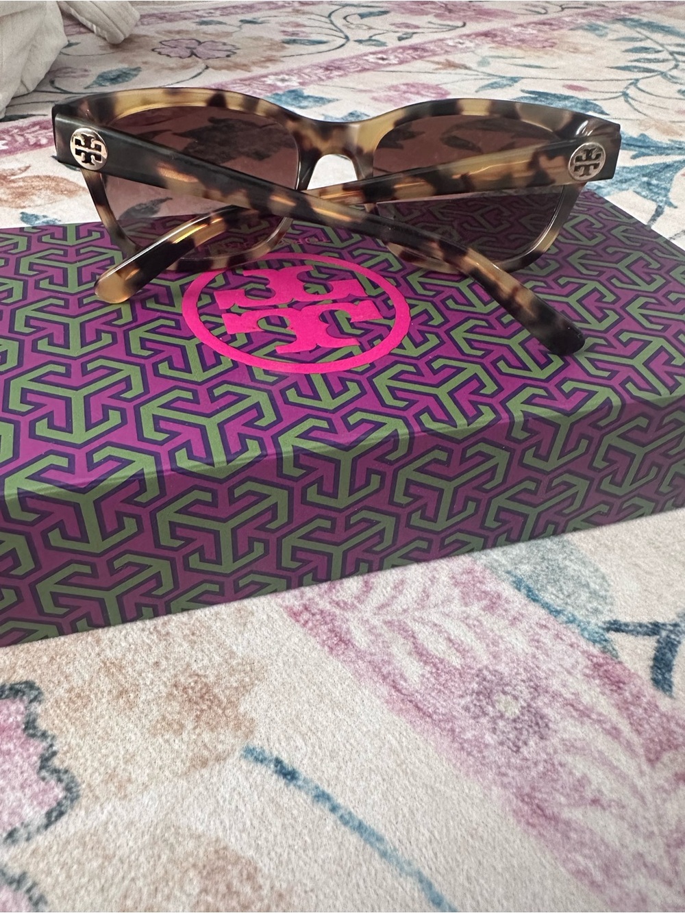 Tory Burch Oversized Square Logo Sunglasses Brown & Gold